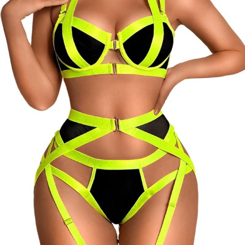 Kaei&Shi Strappy Harness, All Adjustable, Underwire Racerback, 4pc Garter Set