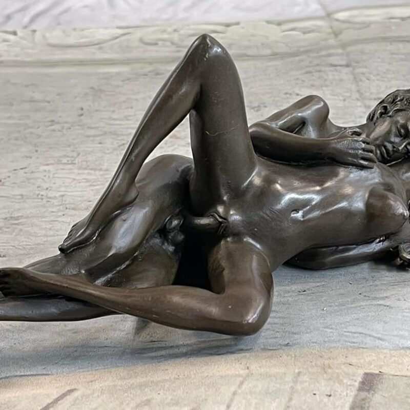 Elegant Man and Woman Making Sweet Love Bronze Sculpture Home Art Décor Statue by Think Bronze Lost Wax Artwork Gift
