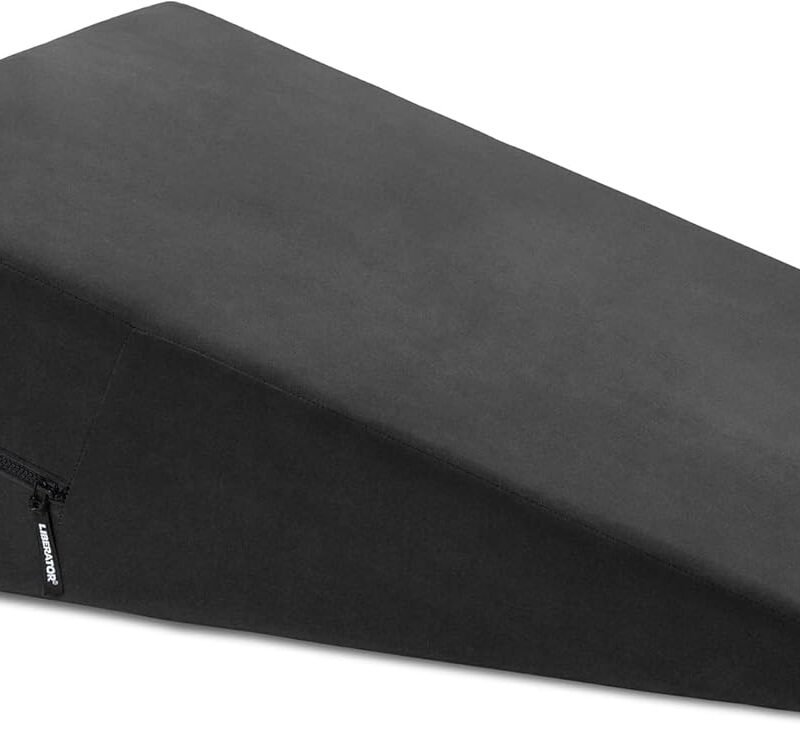 Liberator 24-Inch Ramp, Black Microfiber